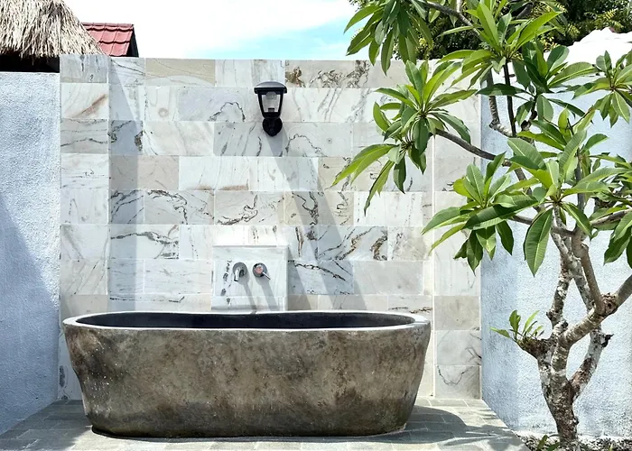 Hotel Mantra Nusa Penida 4*